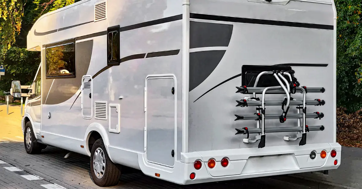 Navarre en camping-car : itinéraires et aires pour Français